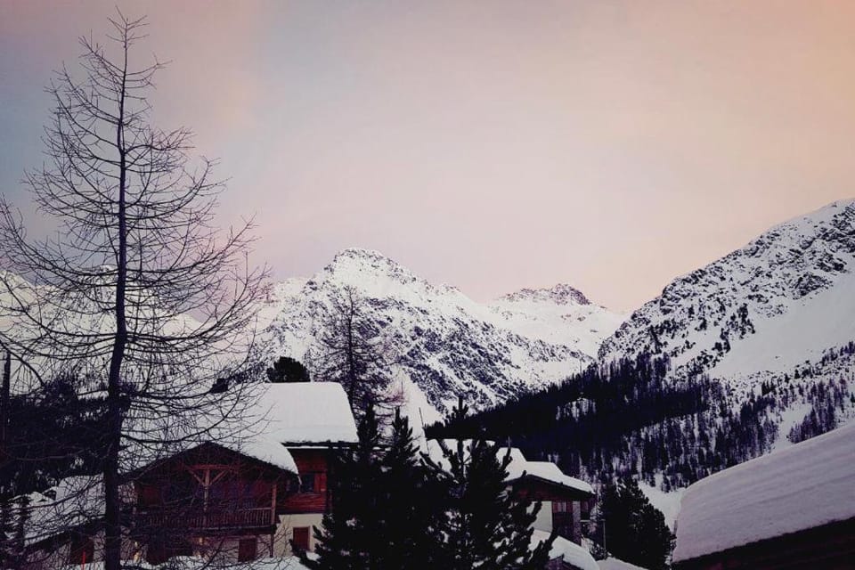 Neighbourhood, Natural landscape, Winter