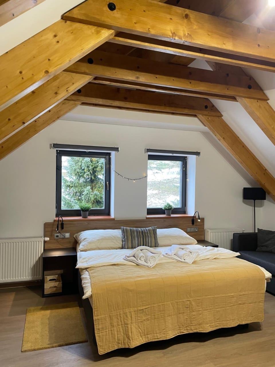 Bed, Bedroom