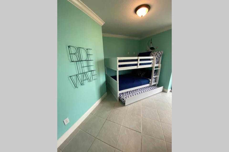 Corner Condo with Amazing Beach and Pool Views Apartment in Orange Beach