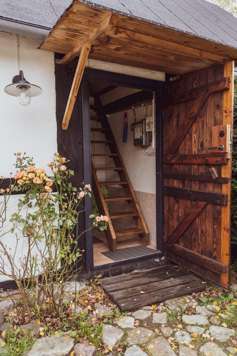 Facade/entrance