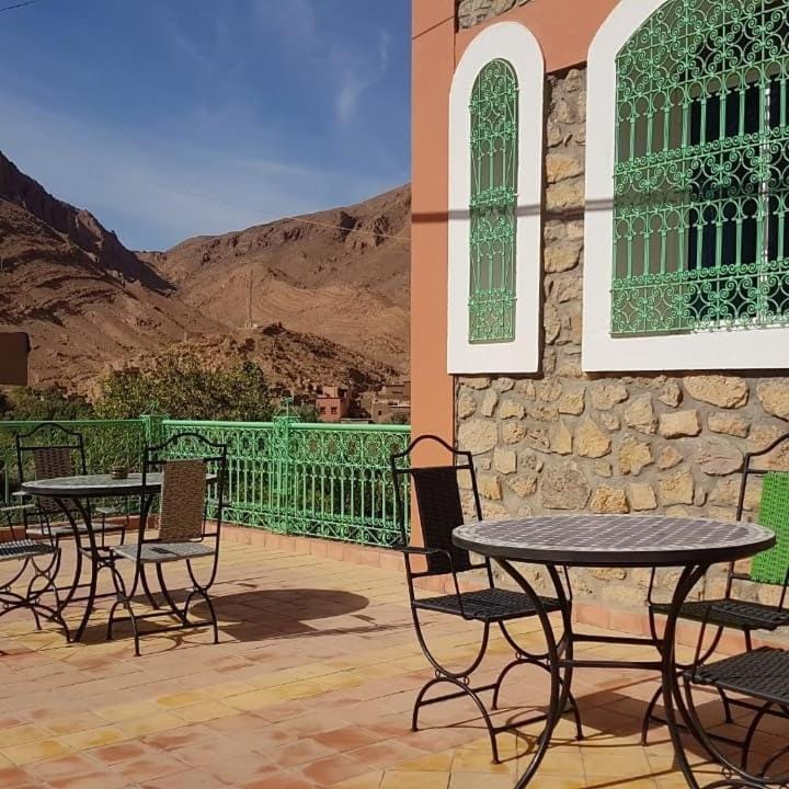 Balcony/Terrace, Mountain view