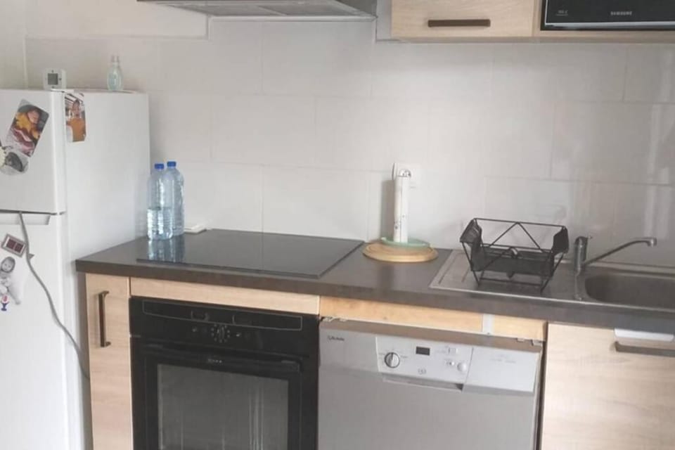 superbe appartement T3 traversant avec place de parking Apartment in Occitanie