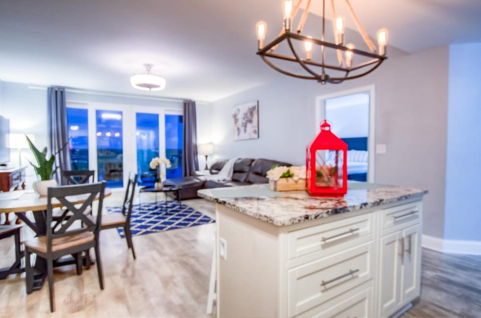 BRAND NEW! Laketown Wharf 633! Amazing 3 BD, Great Location, And Awesome Amenities! House in Panama City Beach