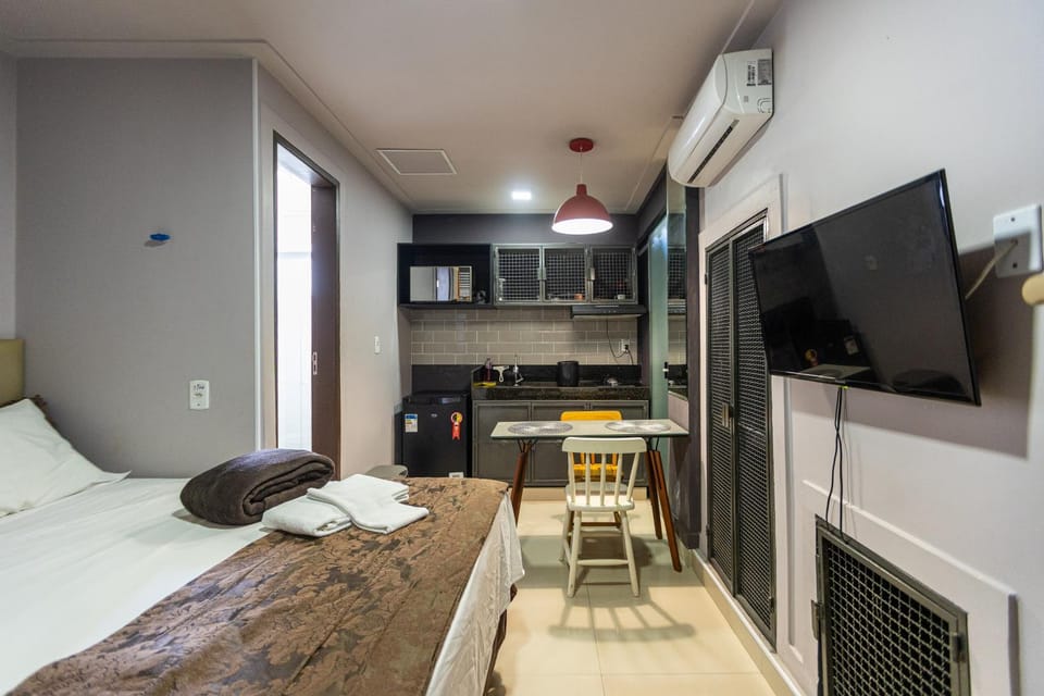 Bed, Kitchen or kitchenette, Photo of the whole room, Bedroom