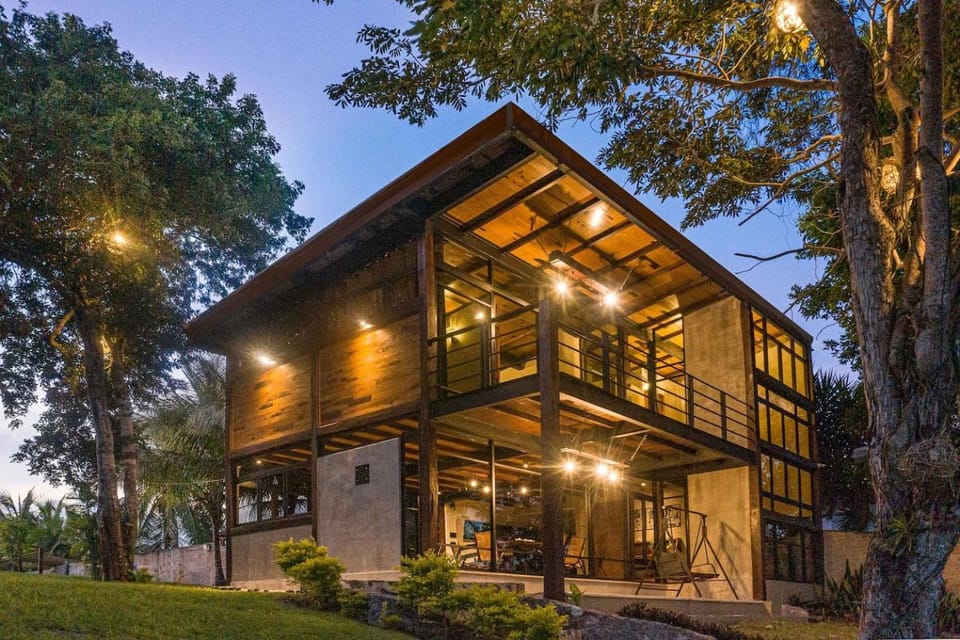 Lagoon Escape with Kayaks and Views Villa in Bacalar
