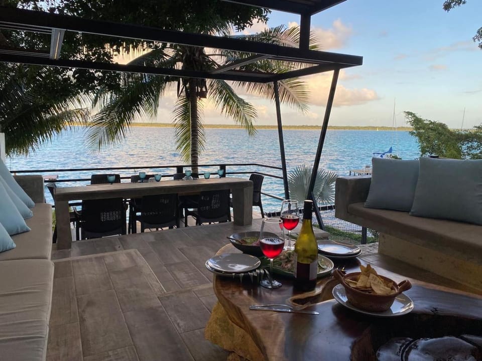 Lagoon Escape with Kayaks and Views Villa in Bacalar