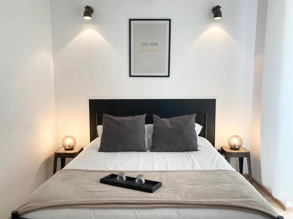 Les Halles 2 - Central - Lumineux - Spacieux - Fibre Apartment in Mont-de-Marsan