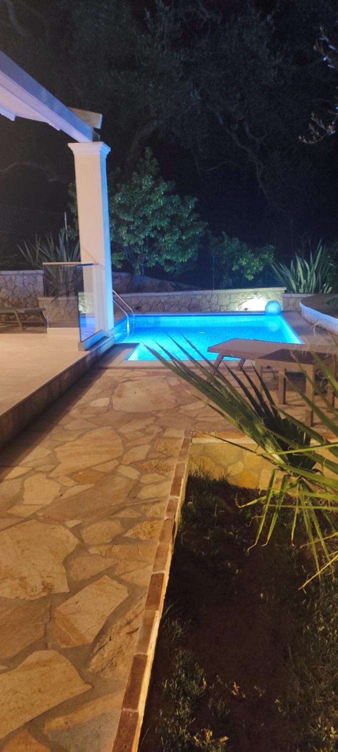 Night, Swimming pool