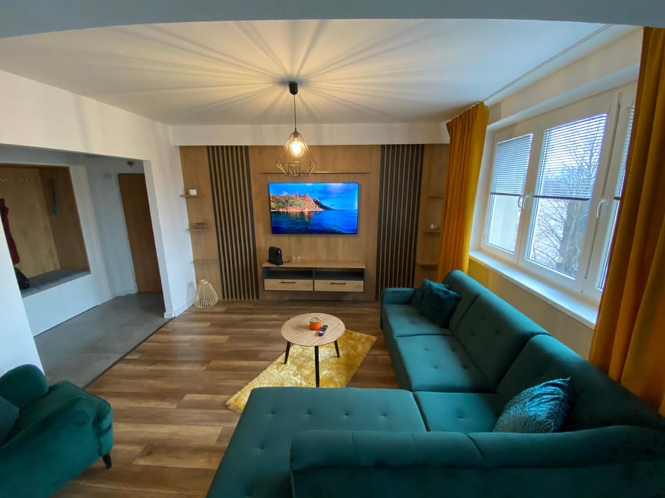 TV and multimedia, Living room