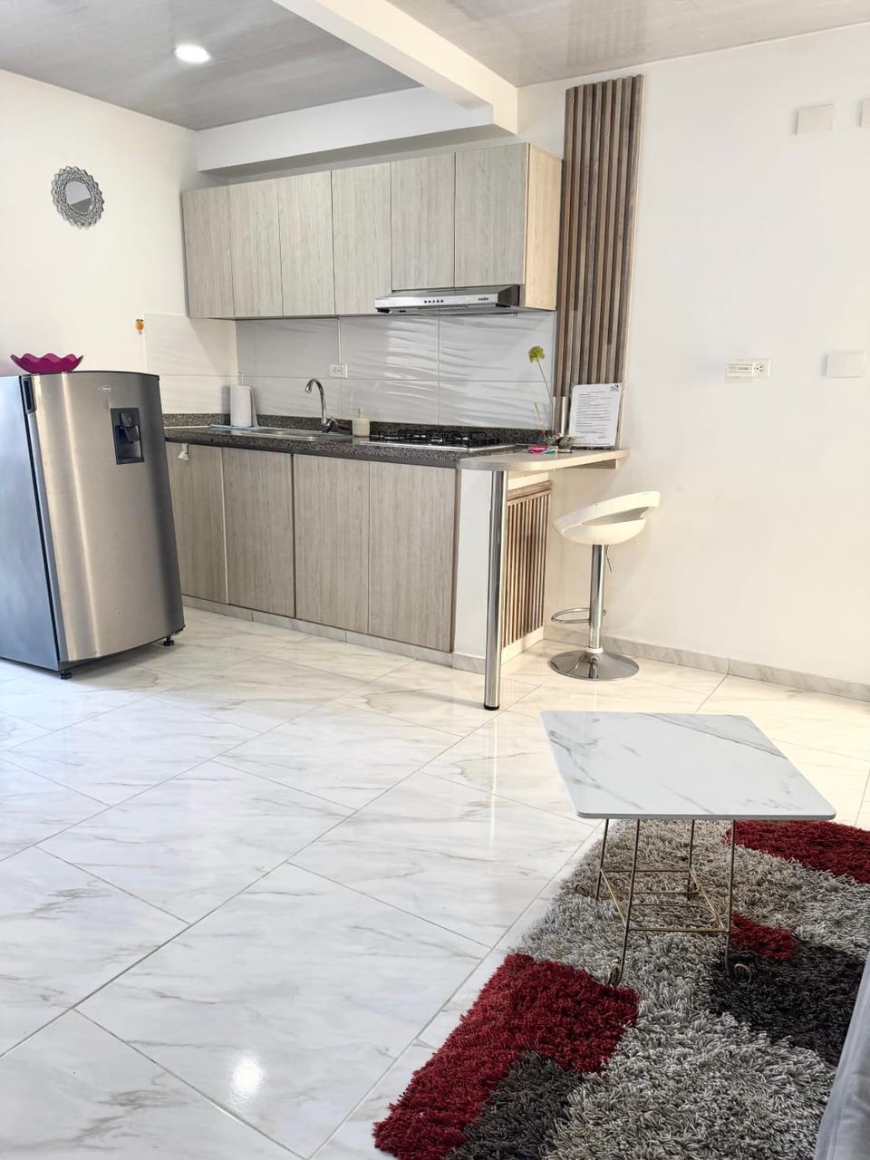 Kitchen or kitchenette, dishwasher, minibar, stove