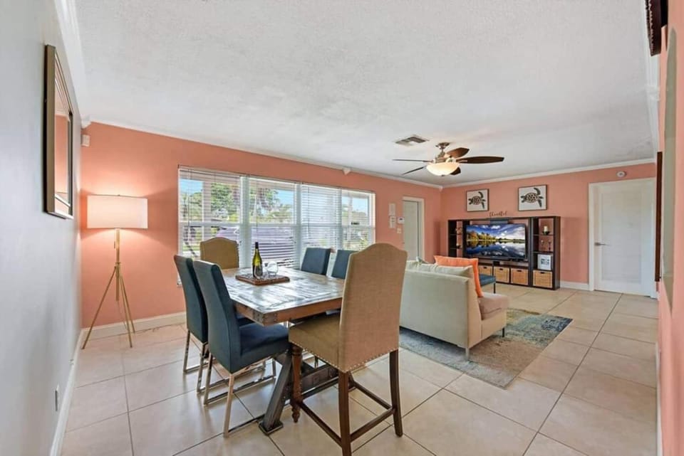Home wpool by Dream Vacation OP Canal House in Oakland Park