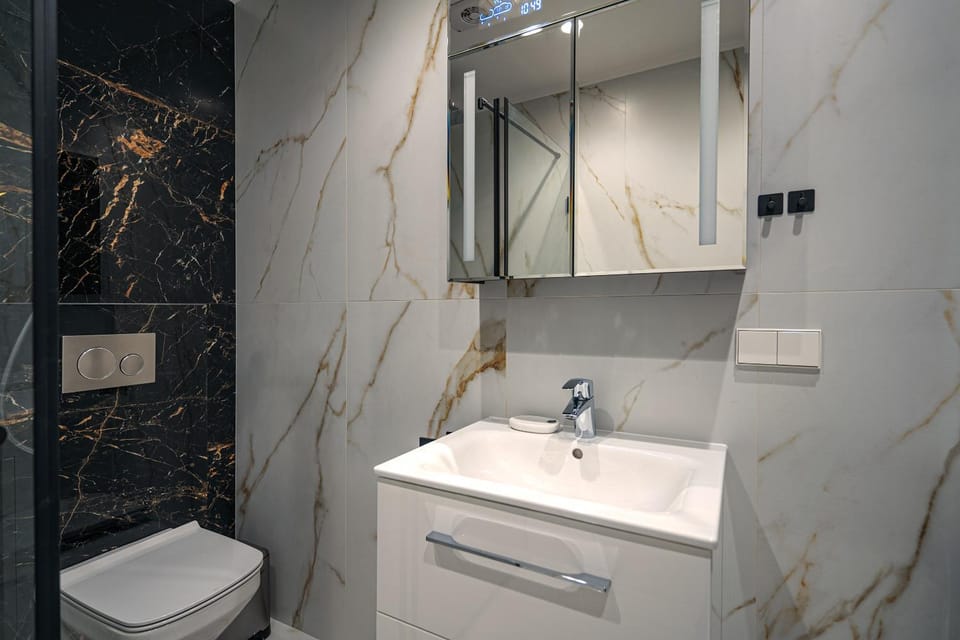 Toilet, Bathroom