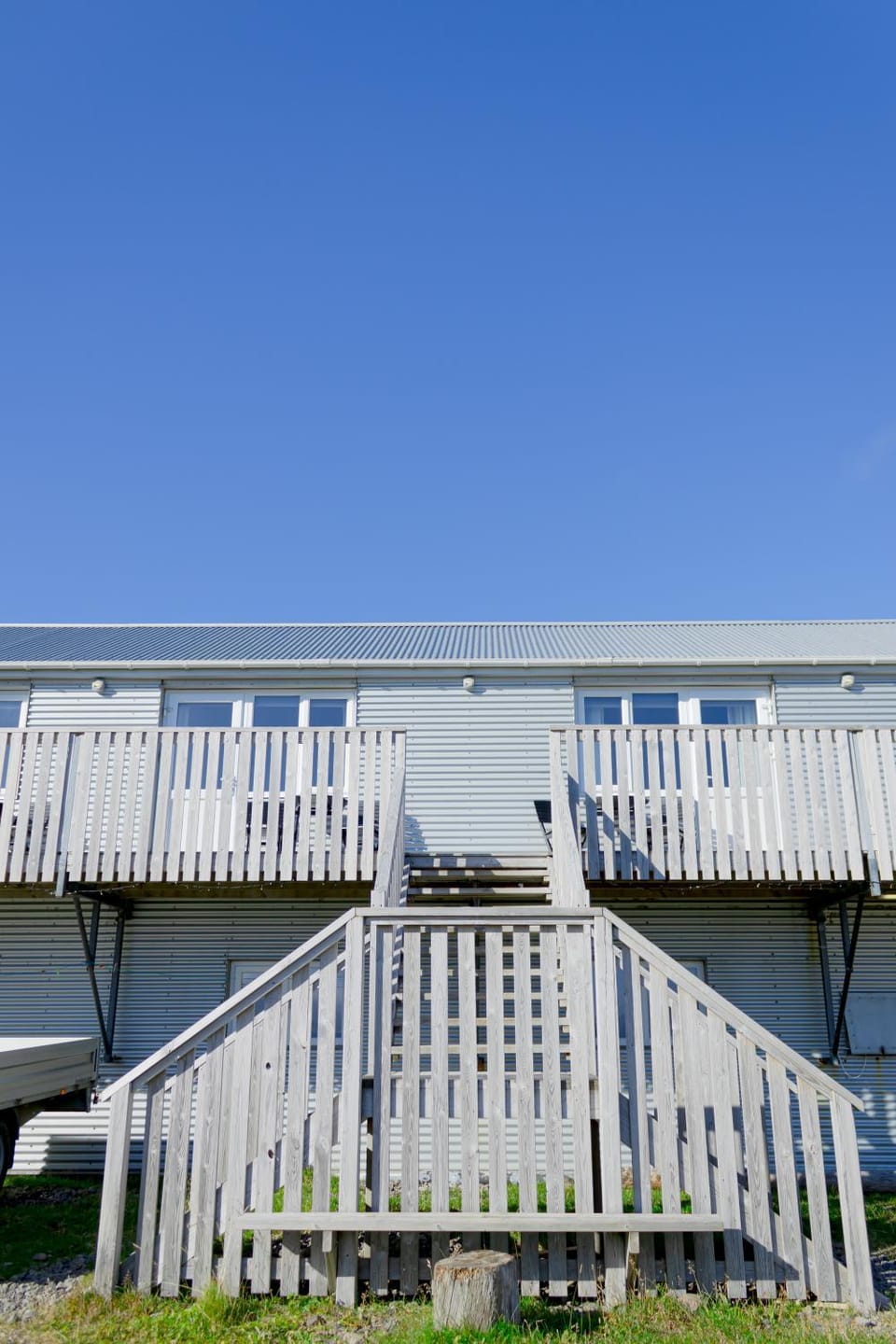 Facade/entrance, Balcony/Terrace