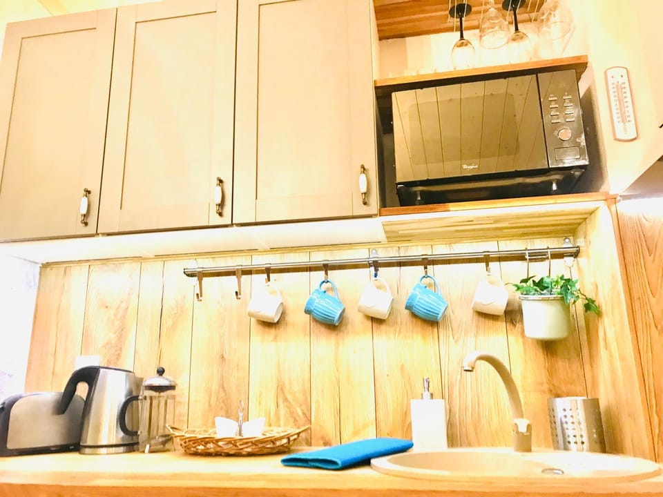 Cozy City Veerenni studio Apartment in Tallinn