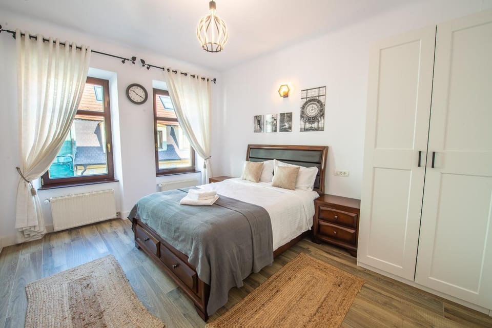 Old Town Suites Brașov Apartment in Brasov