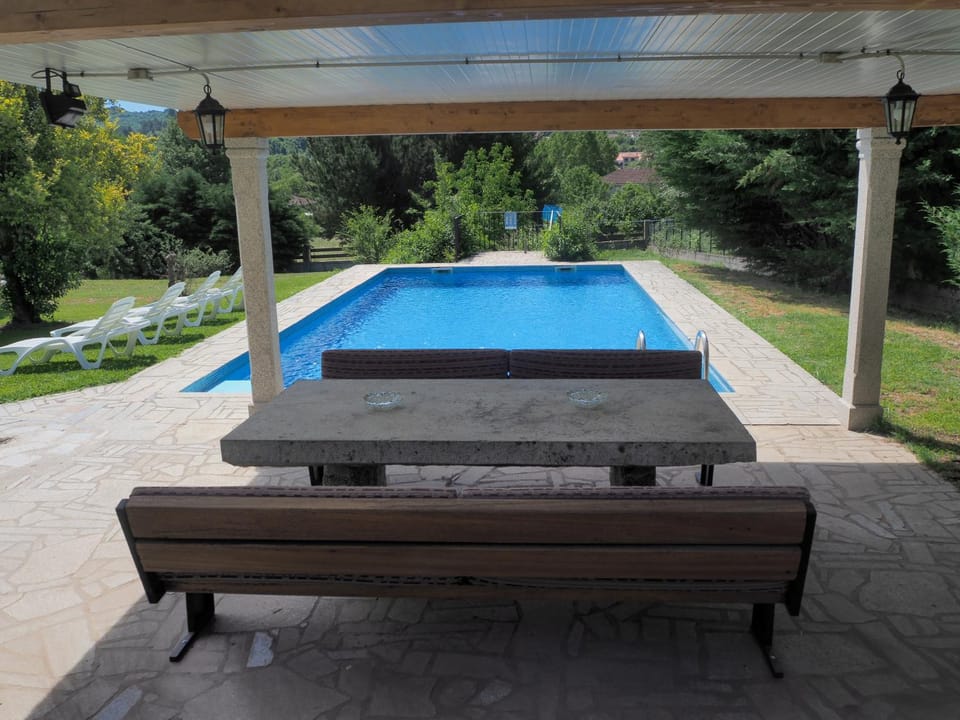 Espectacular Casa con Piscina en Allariz House in Galicia