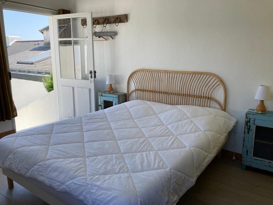 Villa atypique avec vue mer à Sauzon, 4 chambres, déco bohème chic, Wifi gratuit - FR-1-418-174 House in Brittany