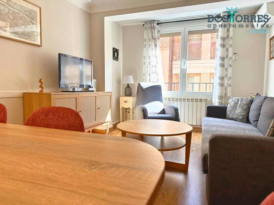 Dos Torres Faramir Apartment in Zaragoza