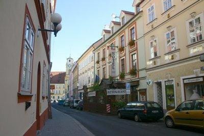 Neighbourhood, Area and facilities