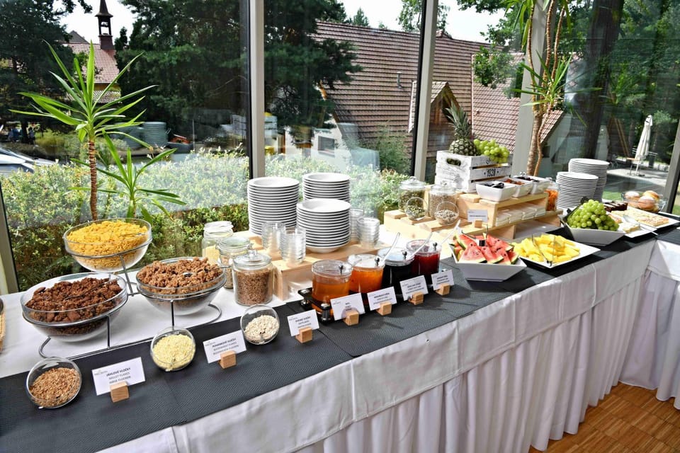 Day, Food and drinks, Food, Breakfast, Buffet breakfast