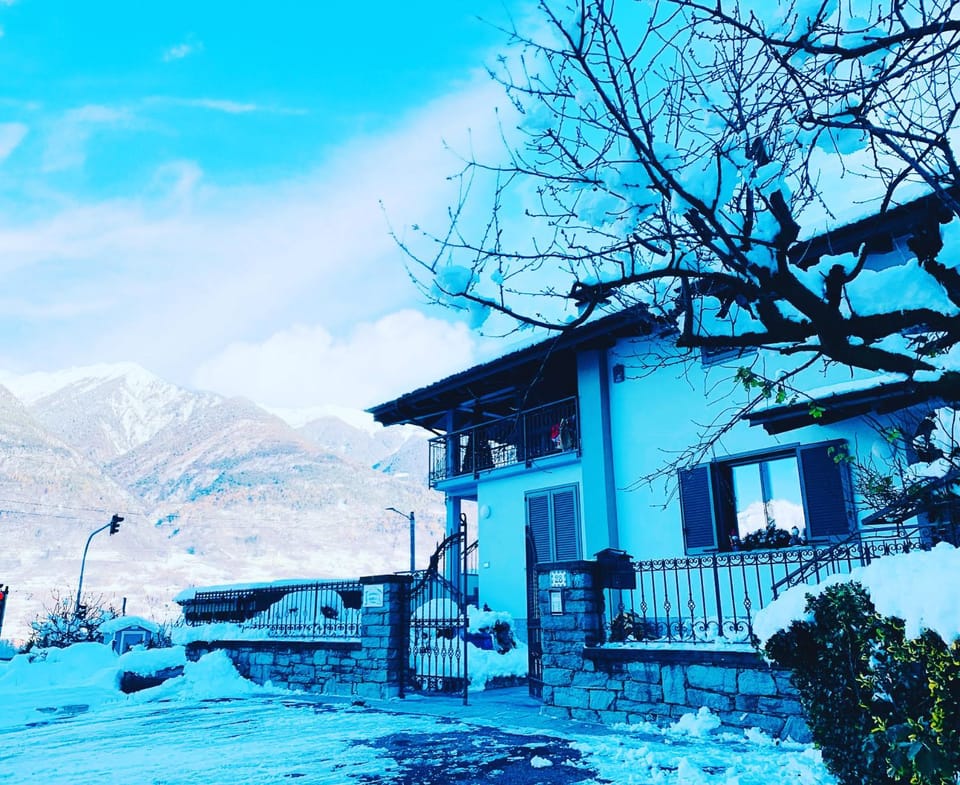 Casa Vacanza DELLE OROBIE Apartment in Lombardy
