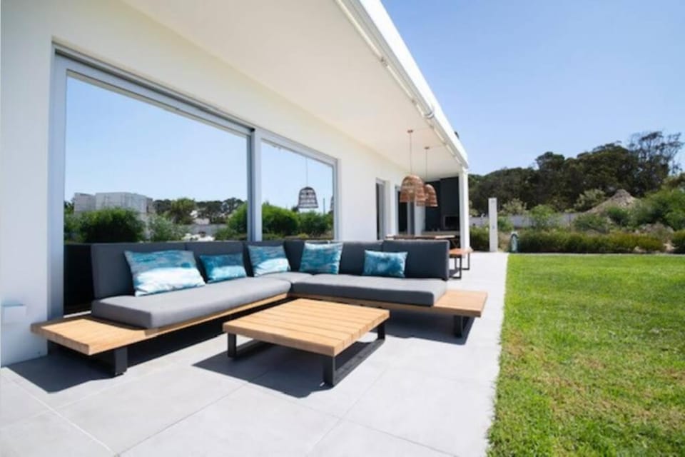 Casa con vistas al mar con piscina House in Setubal District