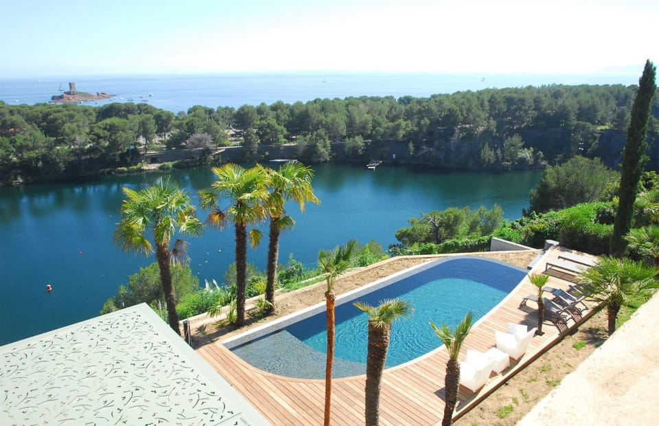 Pool view, Swimming pool