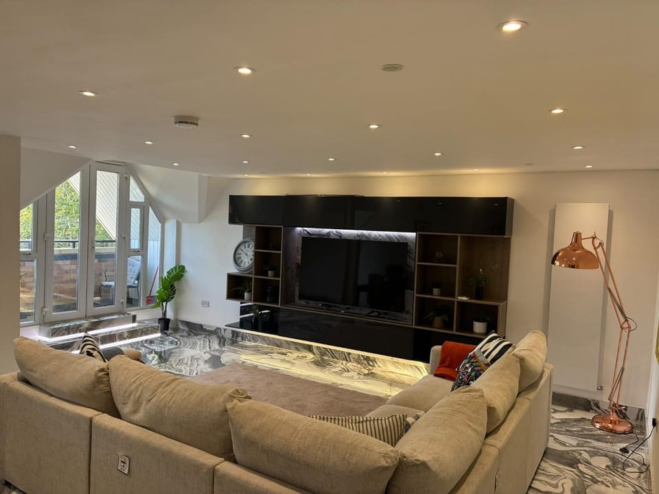 Communal lounge/ TV room, Living room