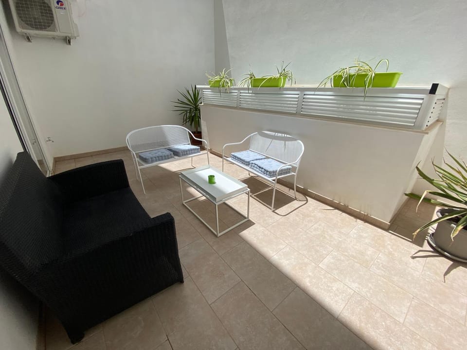 Patio, Patio, Inner courtyard view