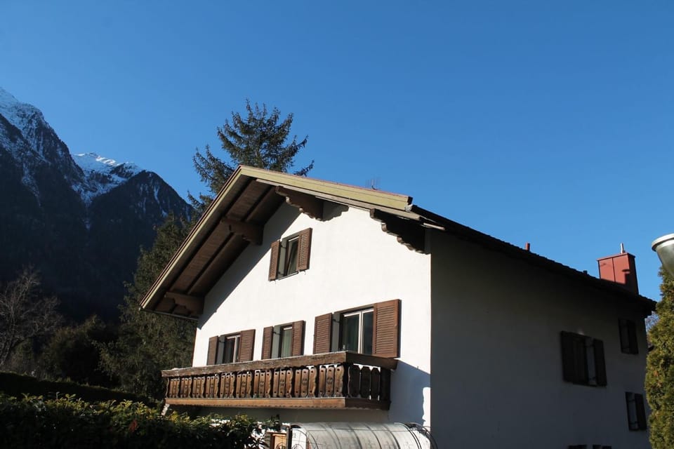Property building, Day, Natural landscape, Mountain view