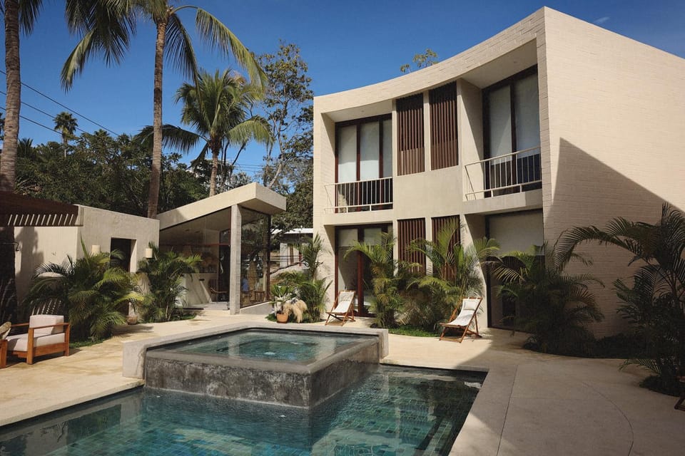 Property building, Patio, Day, Garden, Garden view, Pool view, Swimming pool, sunbed