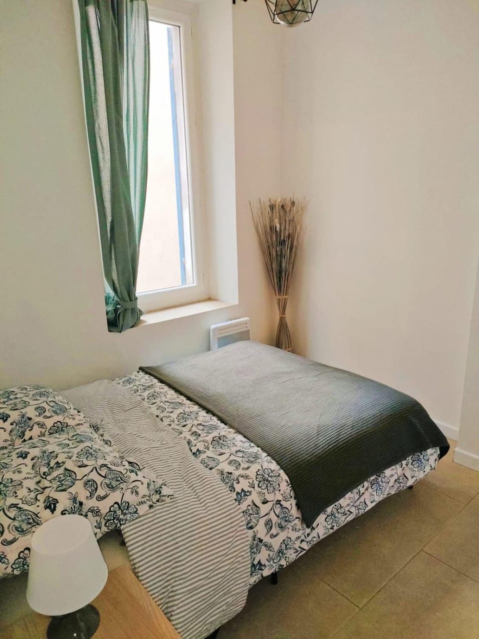 Chic And Modern Apt 5 Min From The Beach Apartment in Marseille