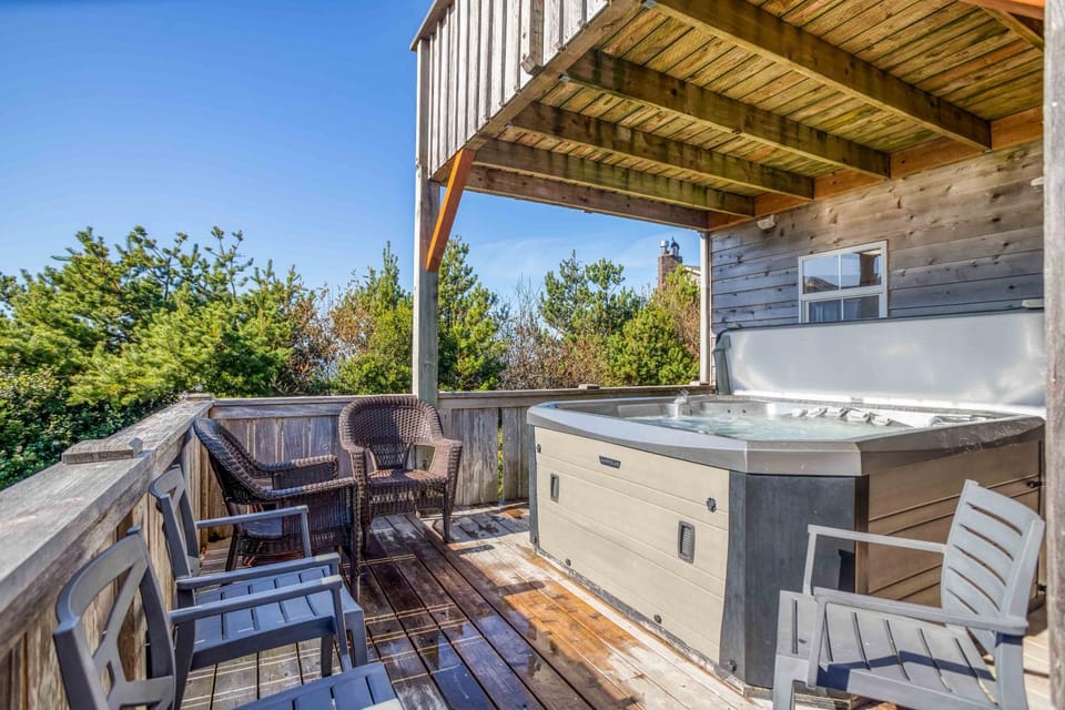 Bella Casa House in Lincoln Beach