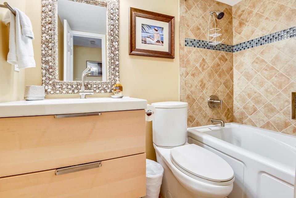 Toilet, Bathroom, Bath, towels