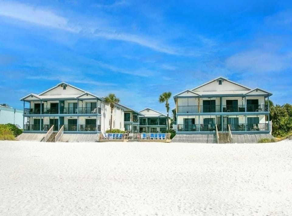 Property building, Beach