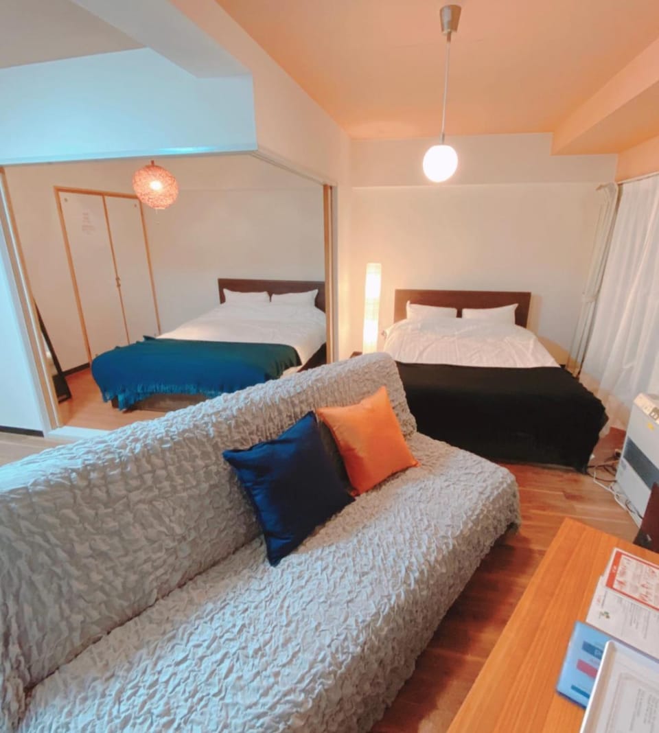 Bed, Living room, Photo of the whole room, Bedroom