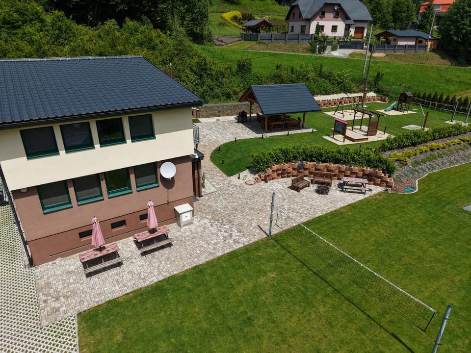 Property building, Garden