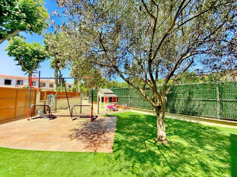 Children play ground, Garden