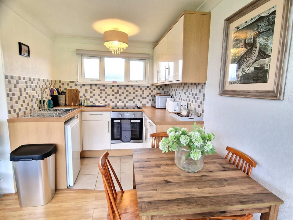 93 Broadside Holiday Chalet near Broads & Beaches Chalet in Broadland District