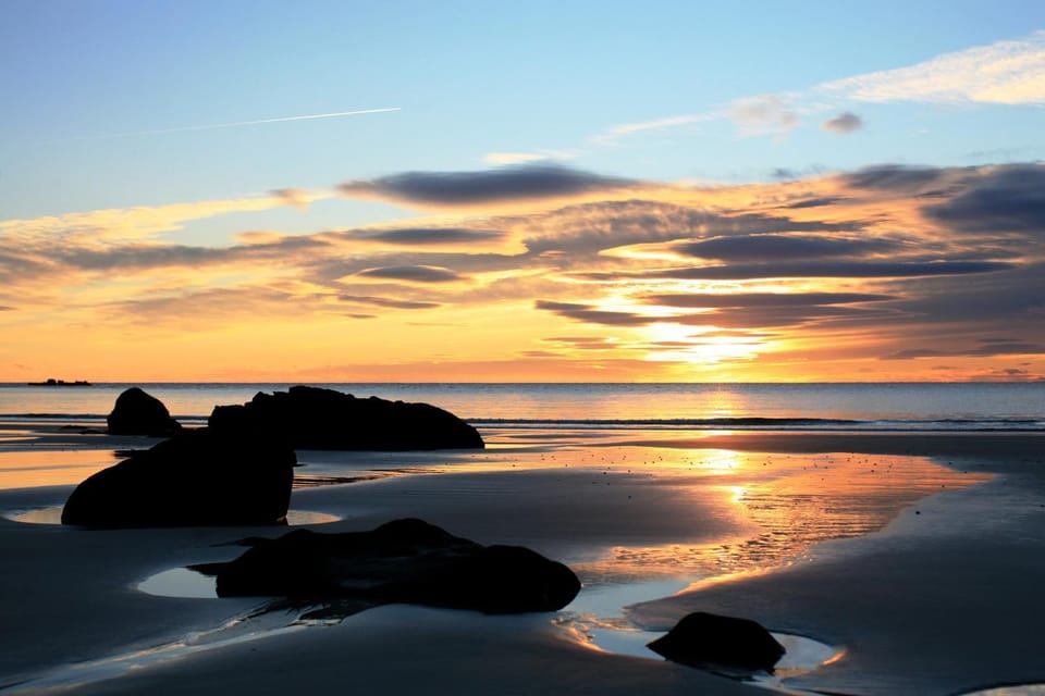 Nearby landmark, Day, Natural landscape, Beach, Sea view, Sunrise, Sunset