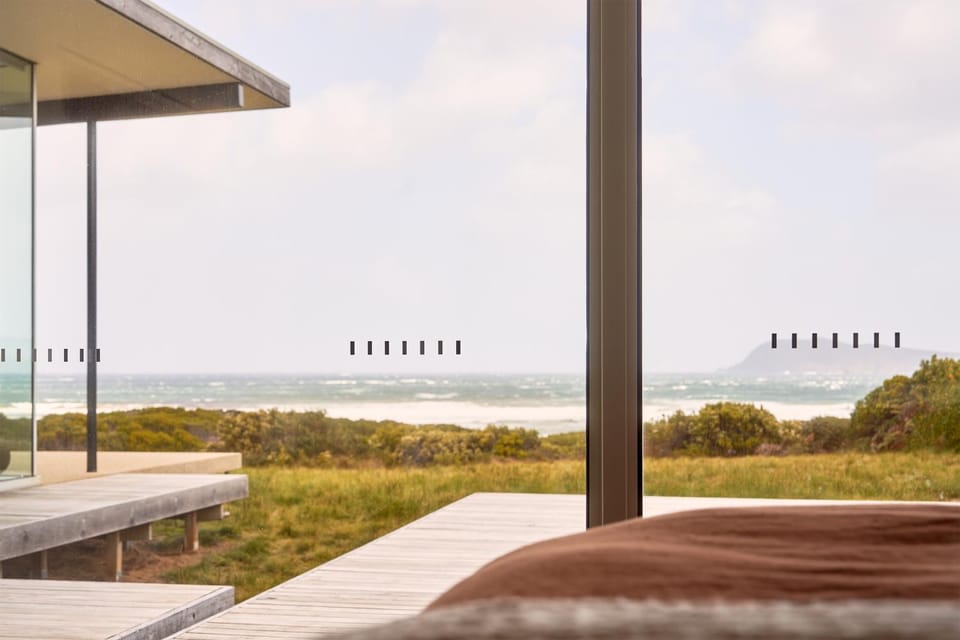 Bed, Day, Natural landscape, View (from property/room), Balcony/Terrace, Bedroom, Sea view