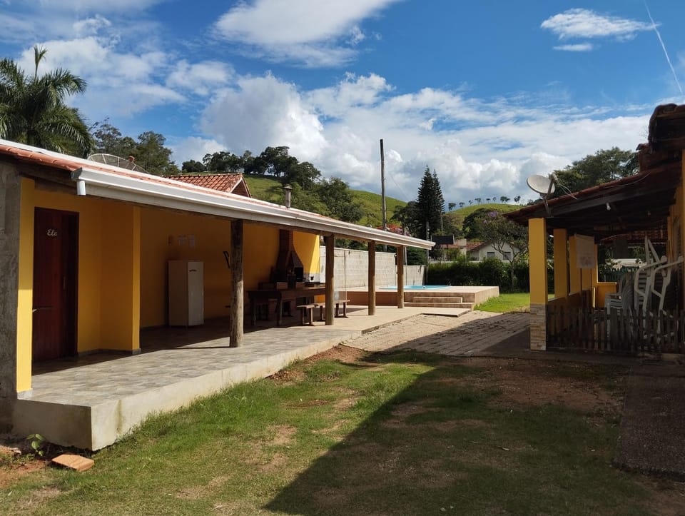 Chácara Portal dos Anjos House in State of São Paulo