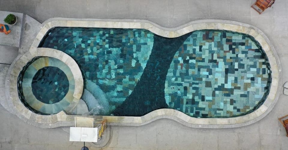 Pool view, Swimming pool