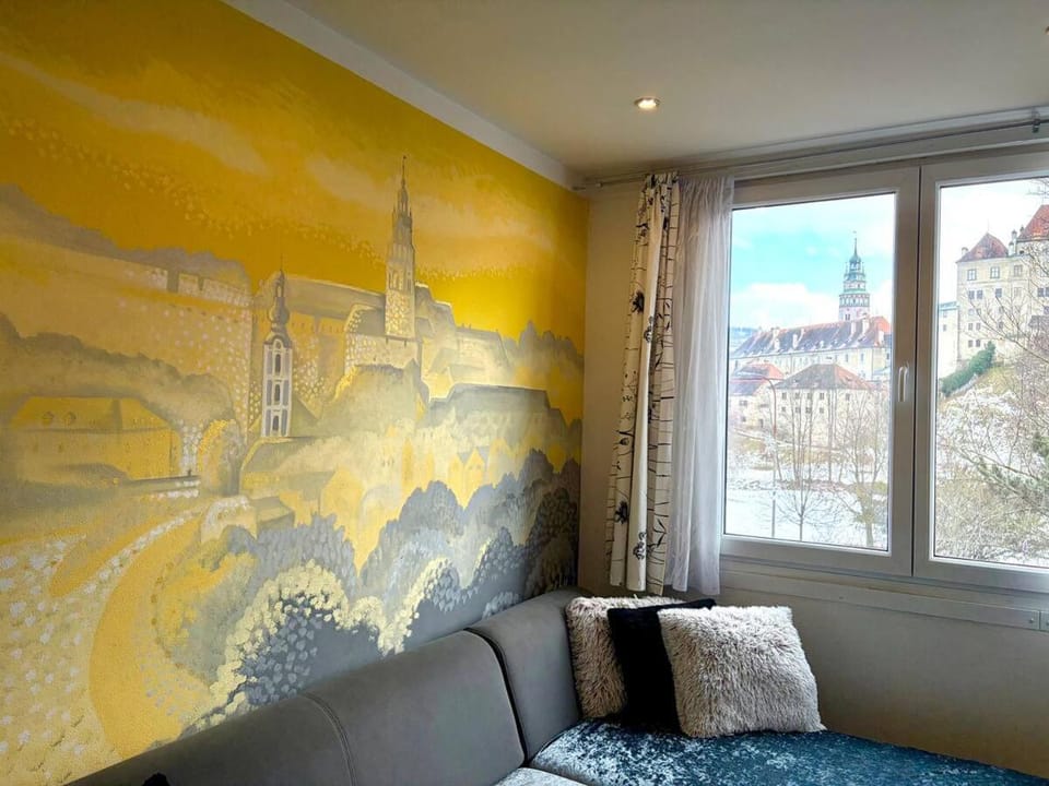 Living room, Landmark view
