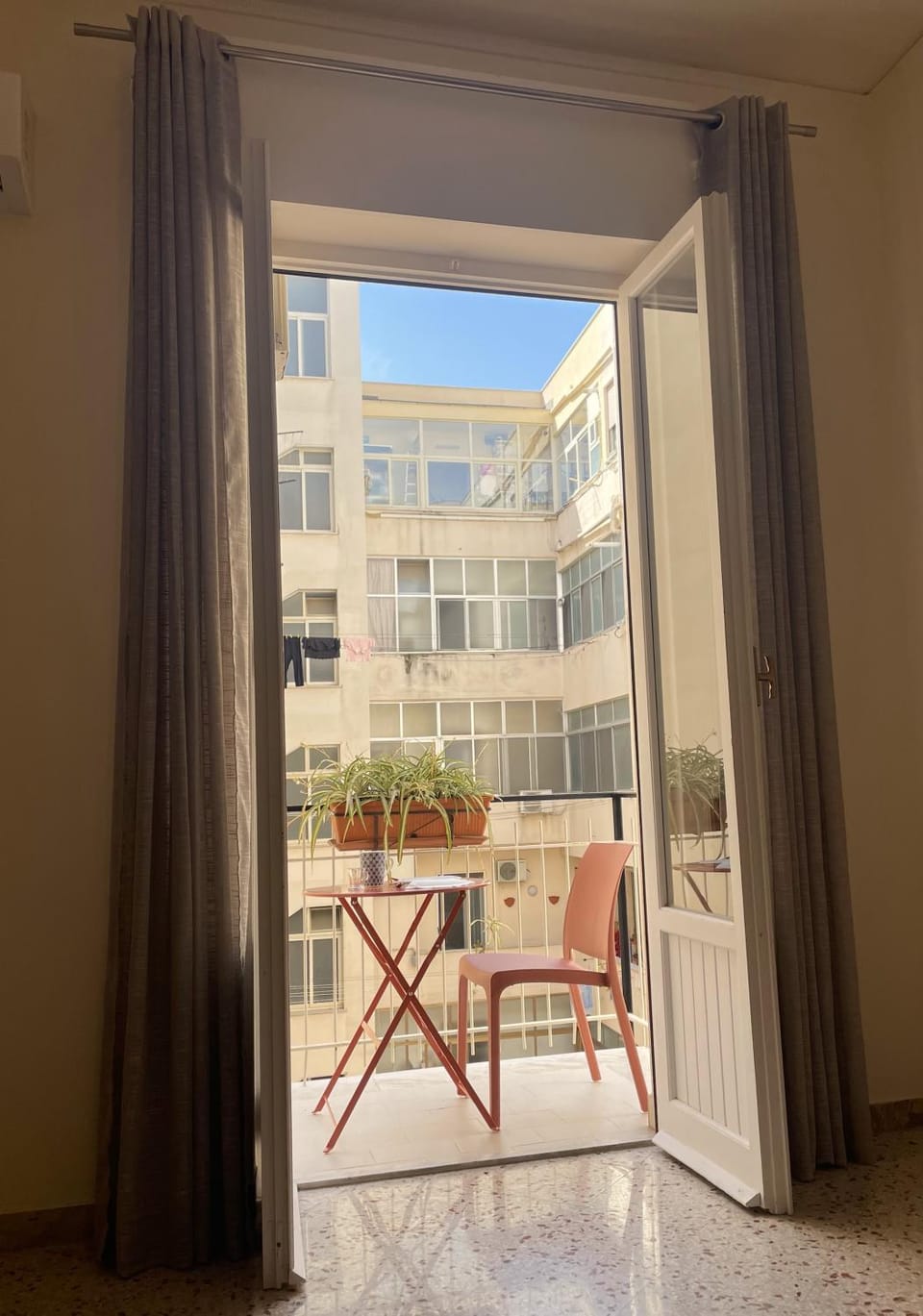 Balcony/Terrace, Dining area, Inner courtyard view
