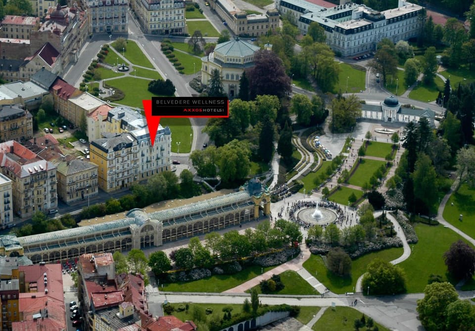 Property building, Nearby landmark, Bird's eye view, Location