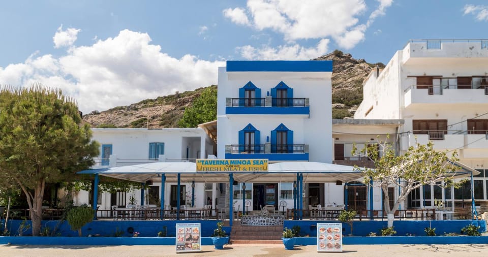 Property building, Restaurant/places to eat