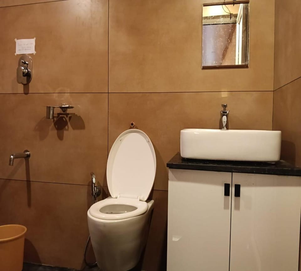 Toilet, Bathroom