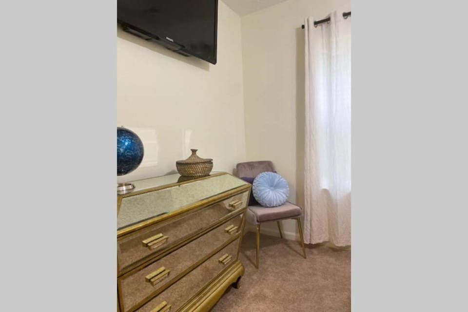 TV and multimedia, Bedroom