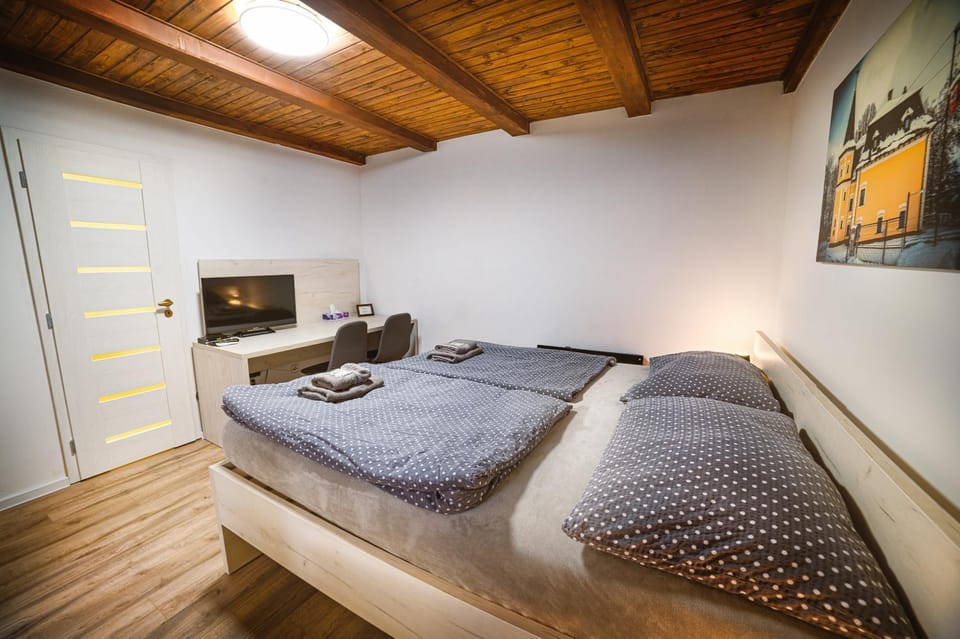 Penzión Pri Kaštieli Záturčie Bed and Breakfast in Slovakia